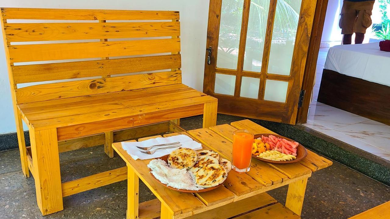 Greenville Resort And Spa Дамбула Екстериор снимка