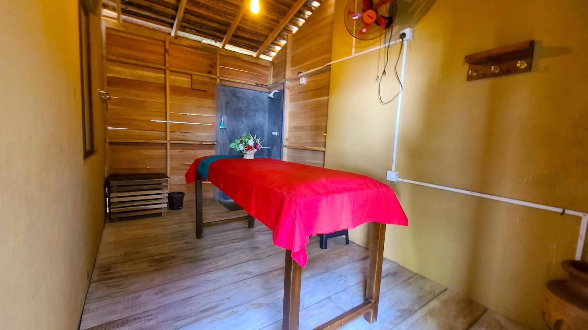 Greenville Resort And Spa Дамбула Екстериор снимка